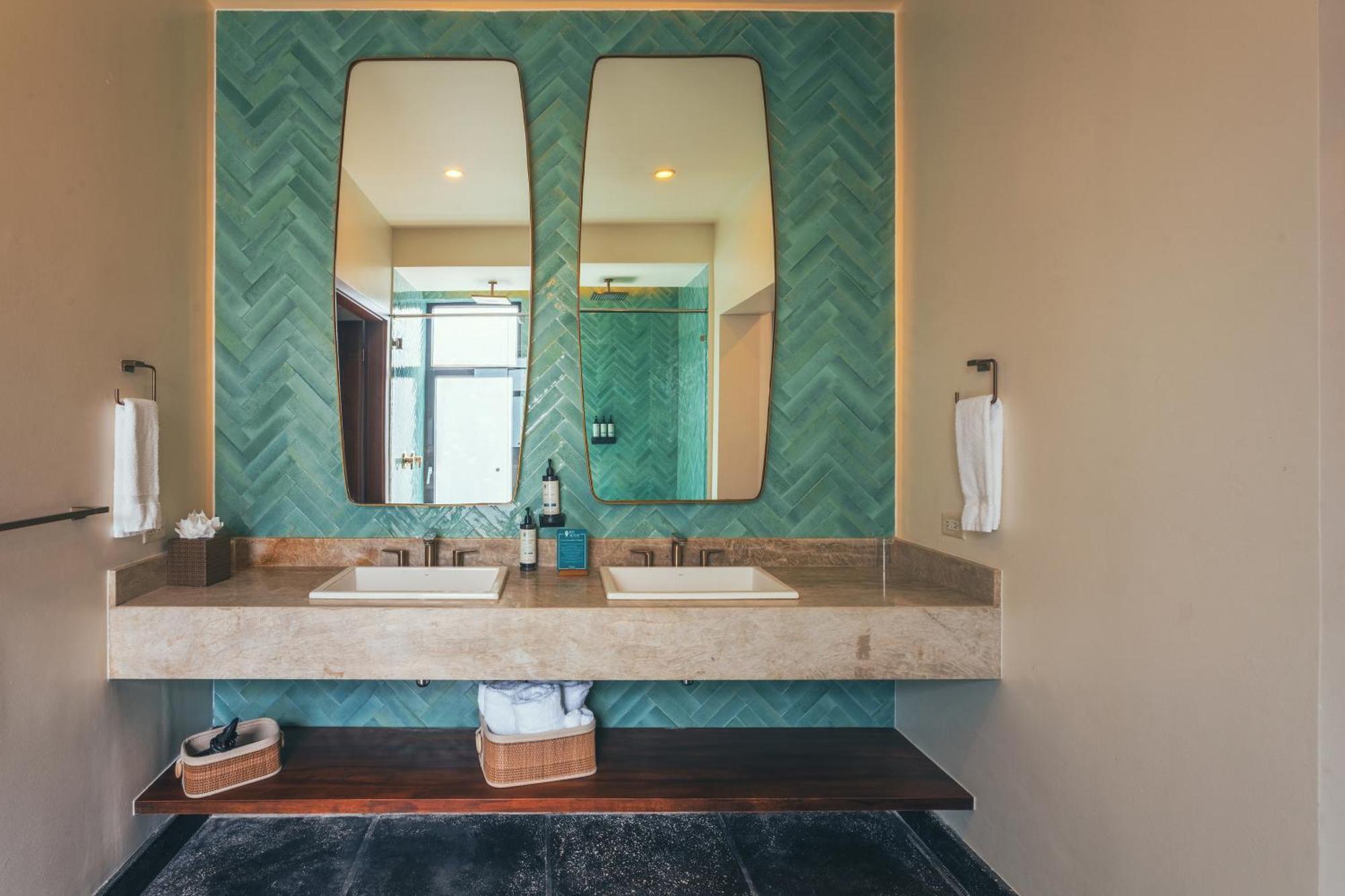 Penthouse Suite with Ocean View (# of bedrooms available depends on # of guests reserved)