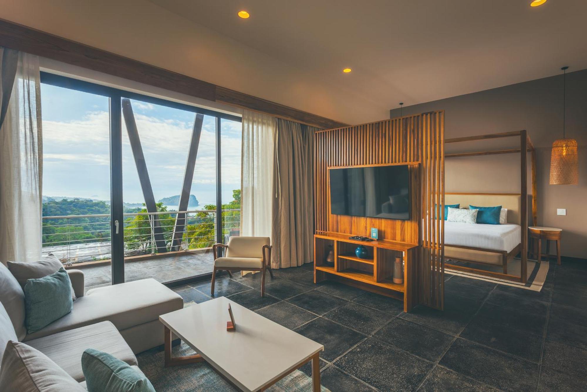 Penthouse Suite Ocean View # of bedrooms available depends on # of guests reserved